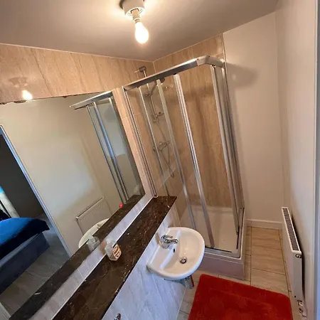 Superb En-suite Triple 招待所 3*