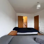 Superb En-suite Triple בית הארחה 3*