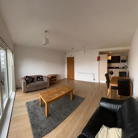 Superb En-suite Triple דבלין